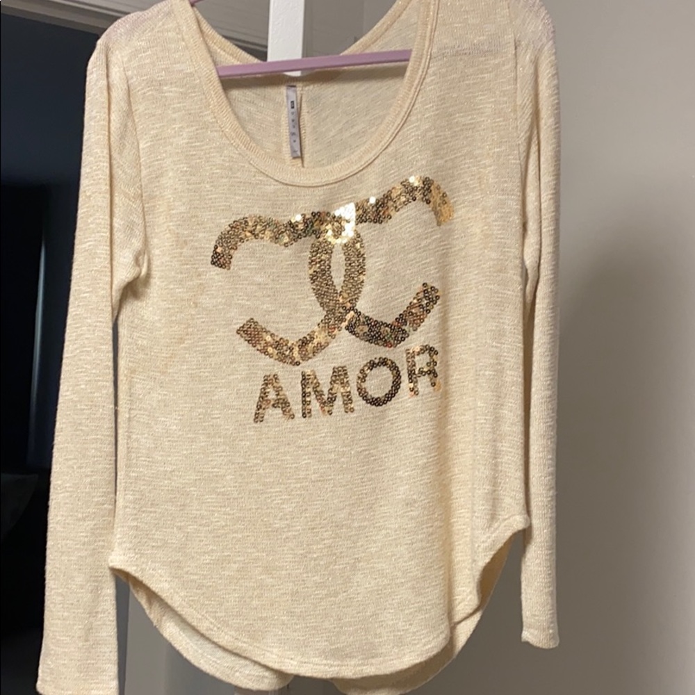 Amor Sweater
